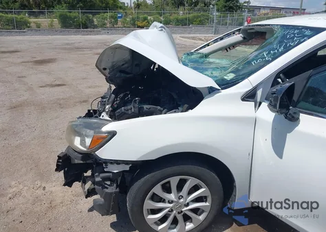 2018 Nissan Sentra Sv z USA, uszkodzony, nr VIN 3N1AB7AP1JL648764